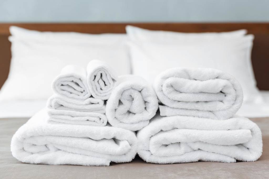 Airbnb Laundry Service Bakersfield, CA