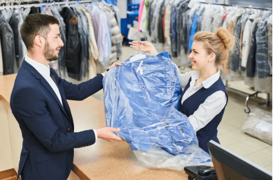 Dry-cleaning-delivery-service